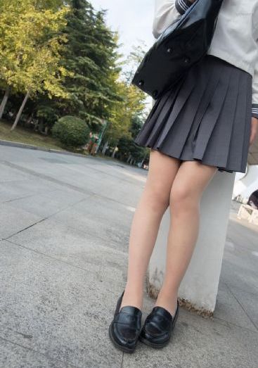 电车魔女动漫_BD国语在线手机播放