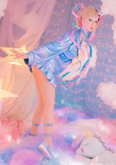 年轻的护士电影_蓝光在线手机播放