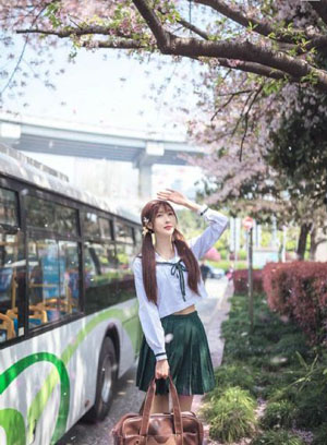 黑人a v_高清高清视频观看