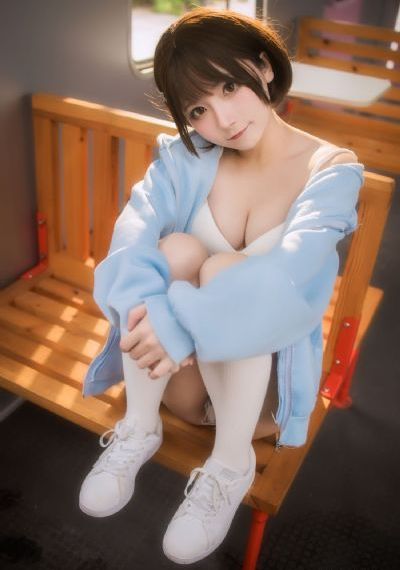 漂亮的保姆在线播放_4K高清在线