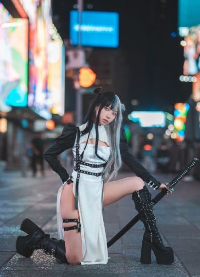 老师好紧开裆蕾丝内裤女_1080手机免费观看完整