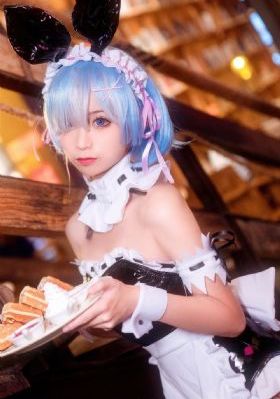 李蕾丽三级未删减版_免费观看字幕